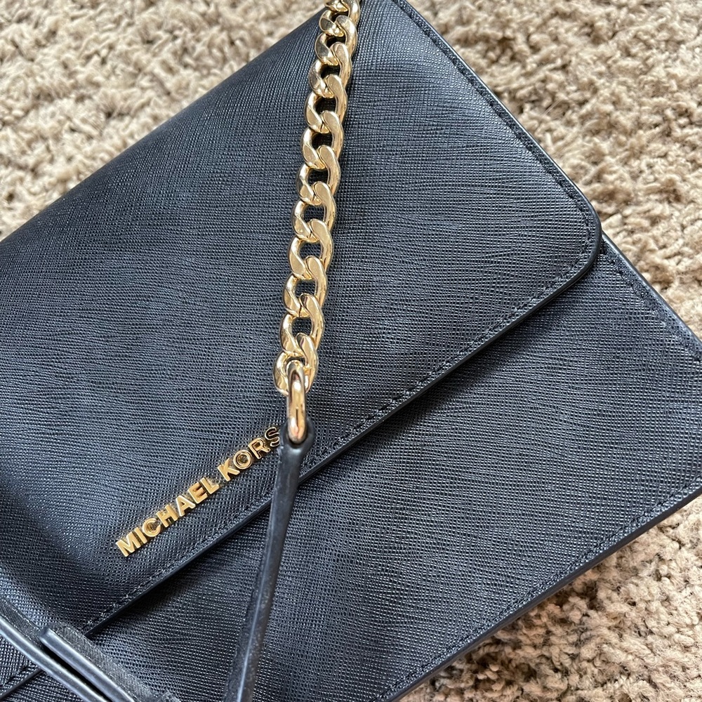 Michael kors cross body bag
